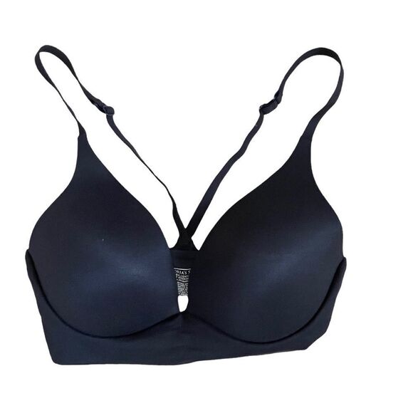 Victoria’s Secret ~ Body by Victoria ~ Black Bralette ~ size 32D - Picture 1 of 3